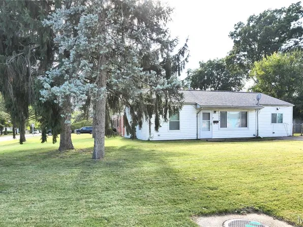 11258 Saint Damian Dr, Saint Ann, MO 63074