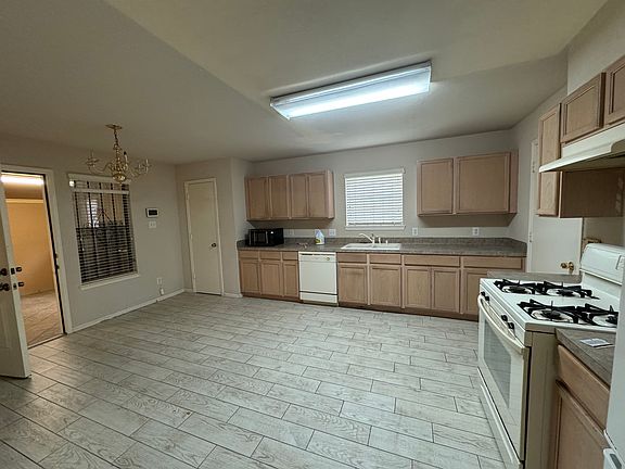 Main Kitchen