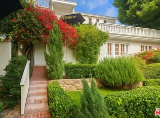 8296 Presson Pl, Los Angeles, CA 90069