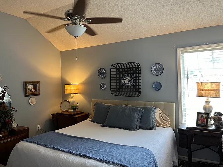 66 Wellington Way — Photo 14