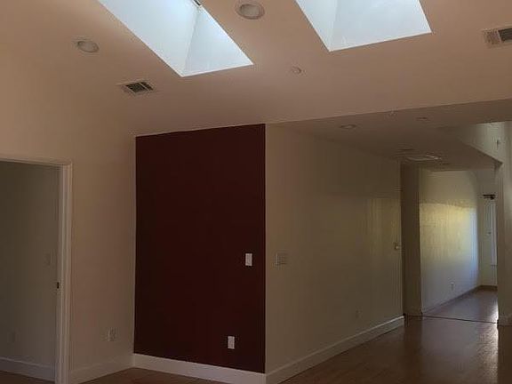 5th image of 967 Bluebonnet Dr