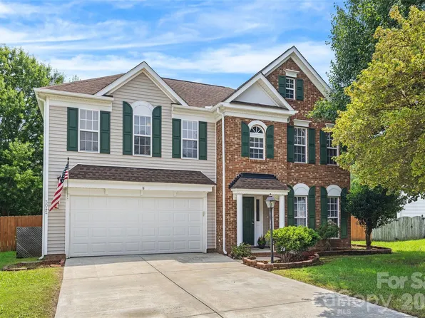 3042 Wyntree Ct, Matthews, NC 28104