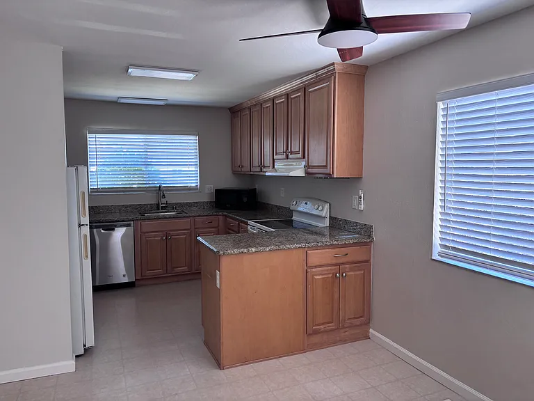 8678 Beverly Ln #1 — Photo 4