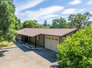 371 Quail Dr, Ukiah, CA 95482