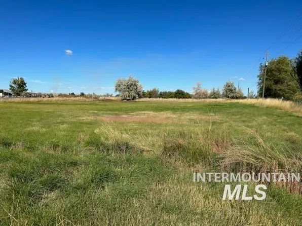 High St, Adrian, OR 97901