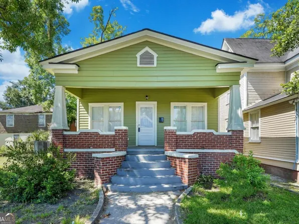 607 W 39th St, Savannah, GA 31415