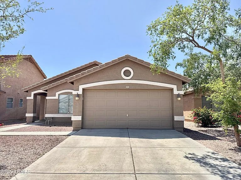 13719 W Keim Dr — Photo 1