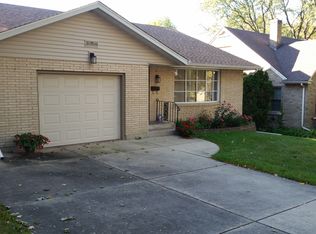 630 Robert Ave, Rockford, IL 61107