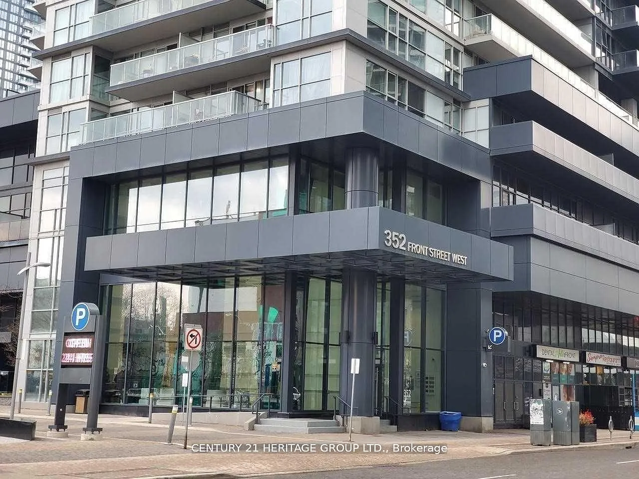 Fly Condos — Photo 1