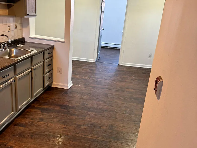 424 E Girard Ave #3 — Photo 11