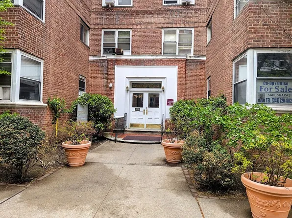 71-36 110th Street #4A, Forest Hills, NY 11375