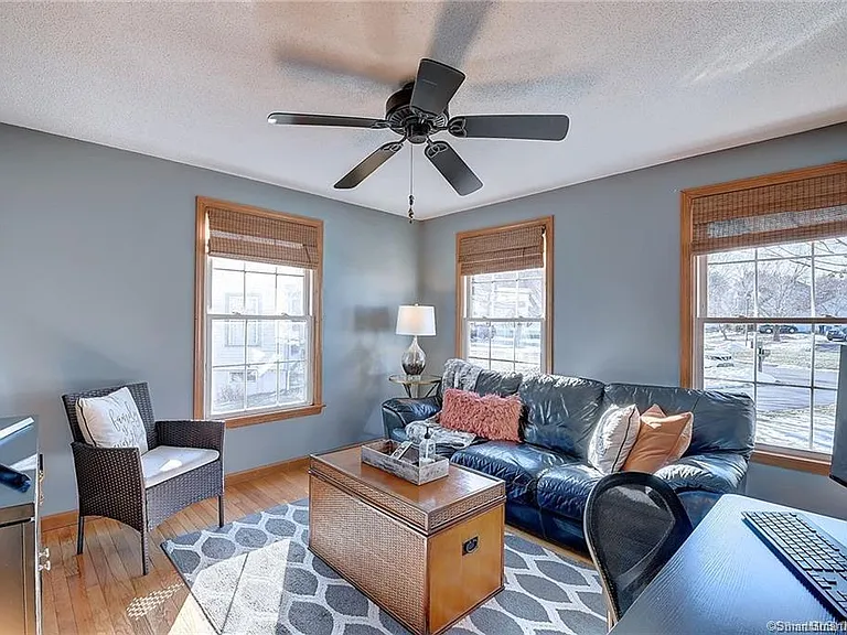 18 Rockwell Ct — Photo 34