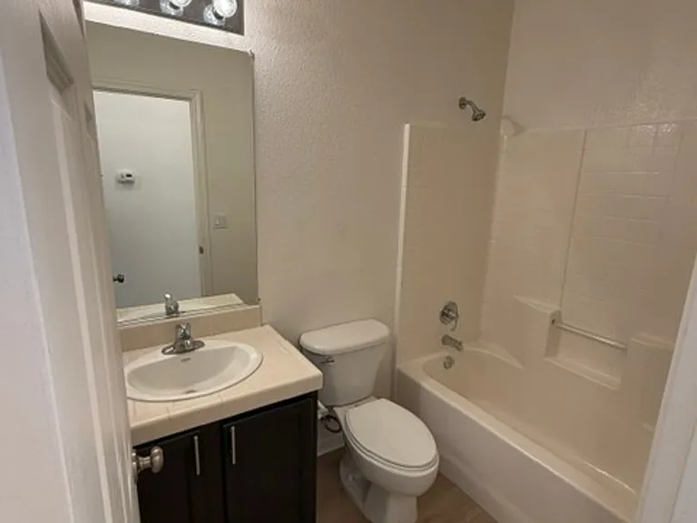 357 Royal Troon Dr — Photo 6