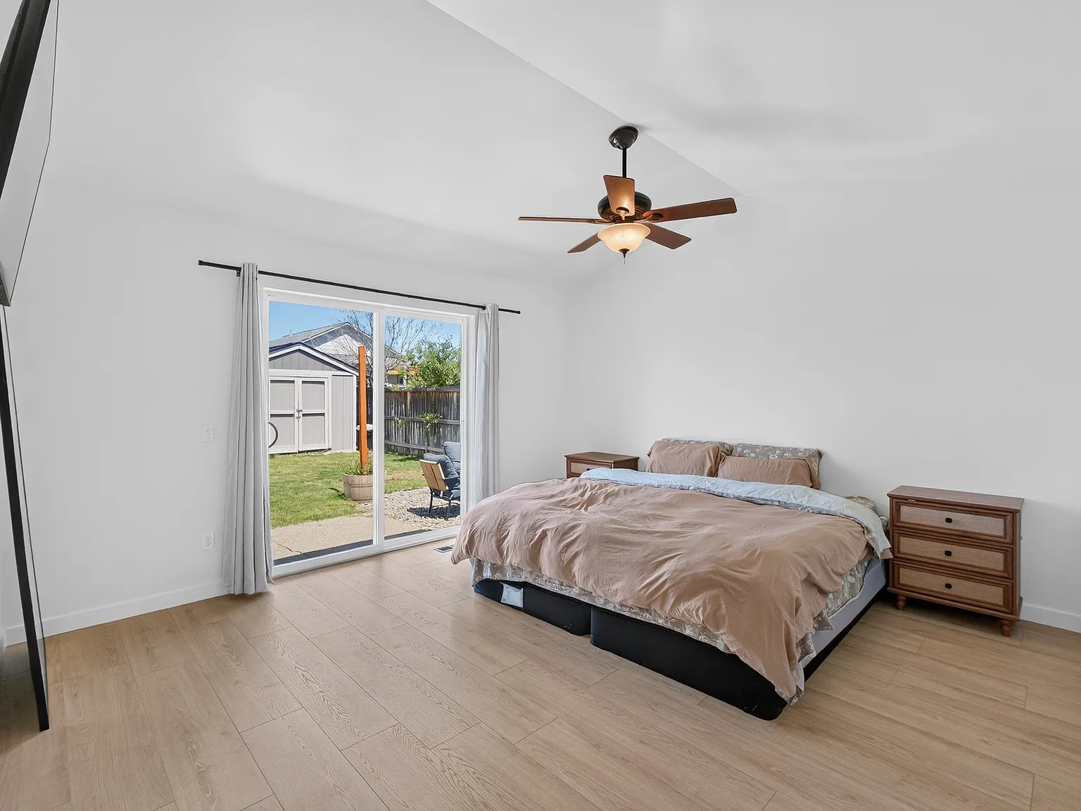 4 bed, 1730 sqft, $2,500 — Photo 1