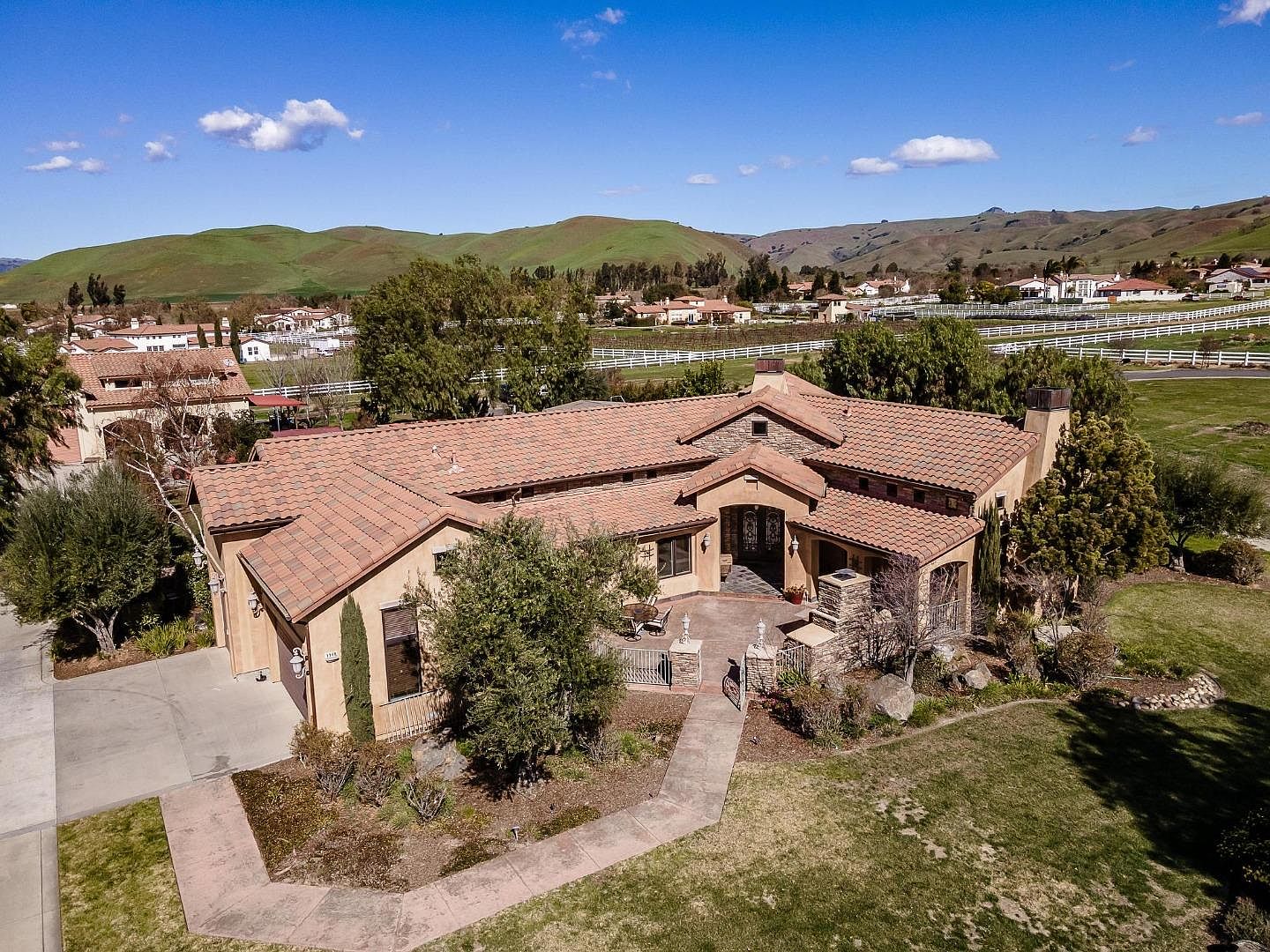 1148 Stony Brook Dr, Hollister, CA 95023 Zillow