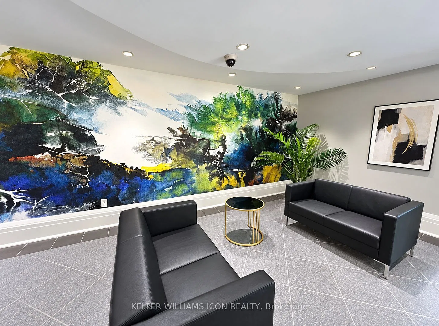 2 bed, $2,300 — Photo 3