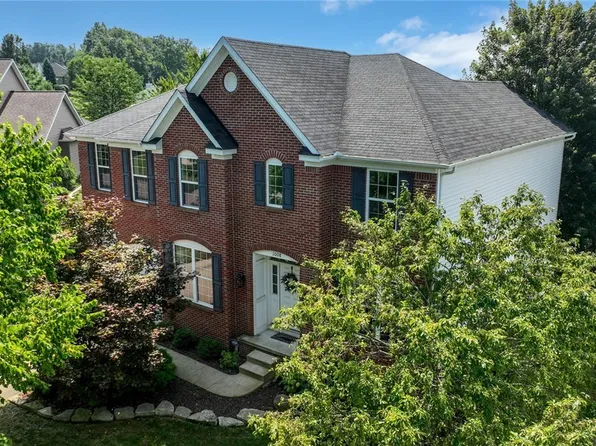 1008 Dalby Cir, Uniontown, OH 44685