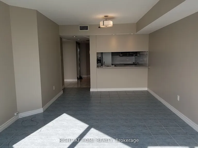 38 Elm St #3206 — Photo 2