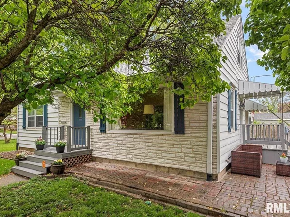 421 Outer Park Dr, Springfield, IL 62704