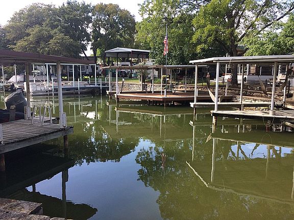 2nd image of 605 Brazos Harbor Dr