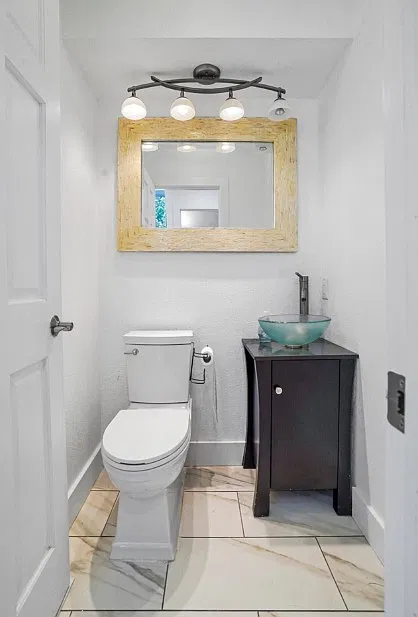 3 bed, 2.5 bath, 1317 sqft, $1,950 — Photo 4