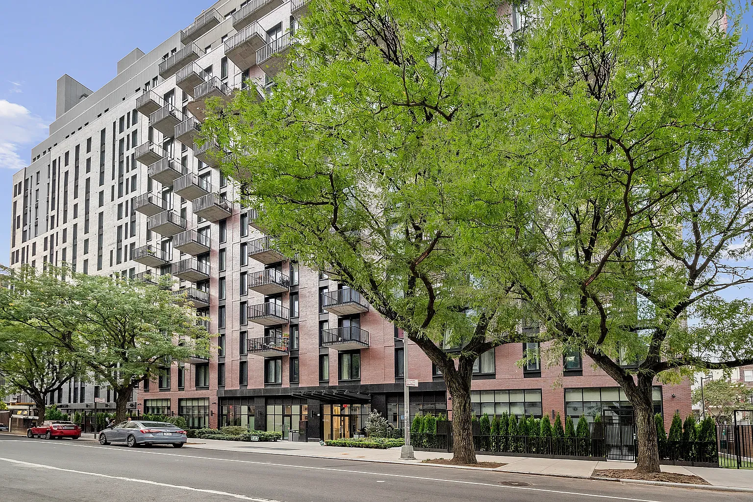 212 West 124th Street — Photo 1