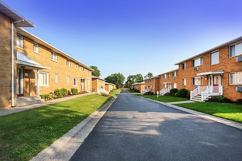 Ridgecrest Court Photo 1