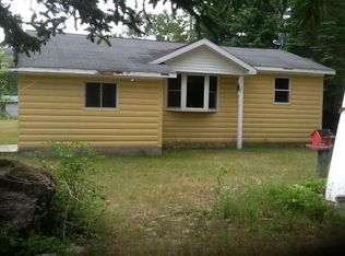 11836 Bell Bay Rd, Presque Isle, MI 49777