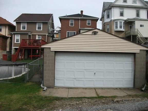 Exterior Back