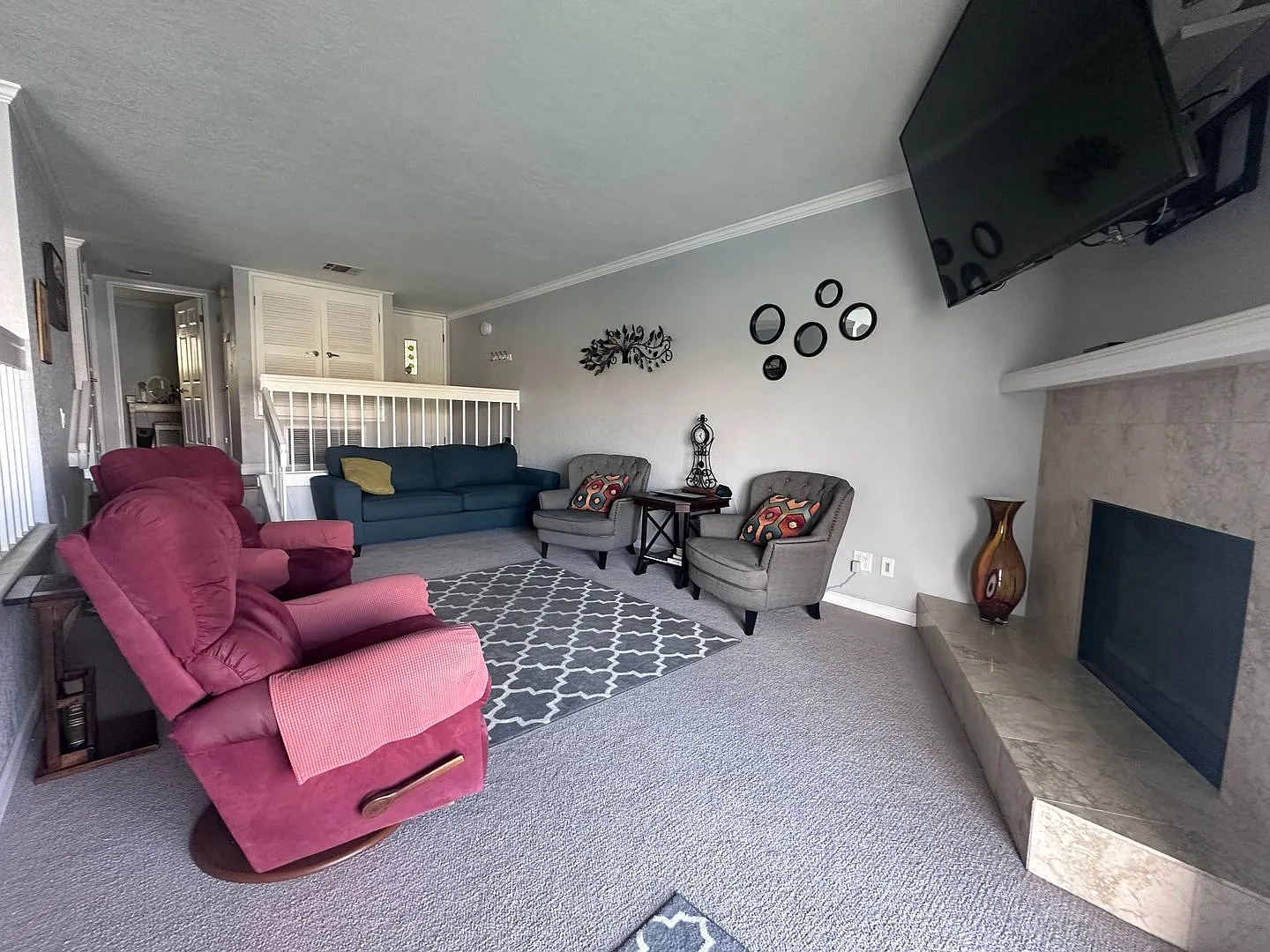 Furnished 1 Bedroom Waterfront Condo with Utilities-Roadhaven Marina — Photo 4