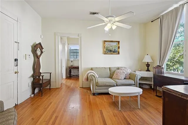 3405 Coliseum St #1 — Photo 5