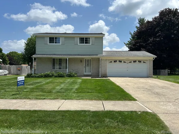 2648 Campbellgate Dr, Waterford, MI 48329