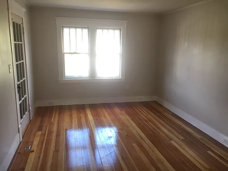 44-46 Westfield Rd #3 — Photo 9