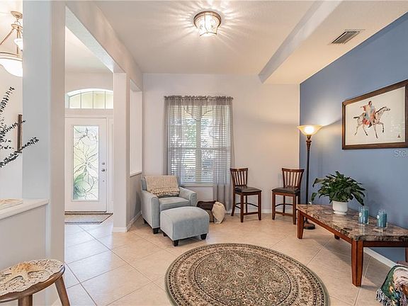 5th image of 522 Harbor Grove Cir