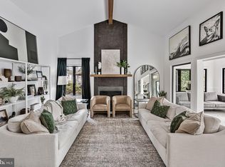 12 Hoffman Ave, Clementon, NJ 08021