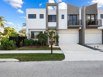 702 SW 7 St, Fort Lauderdale, FL, 33316