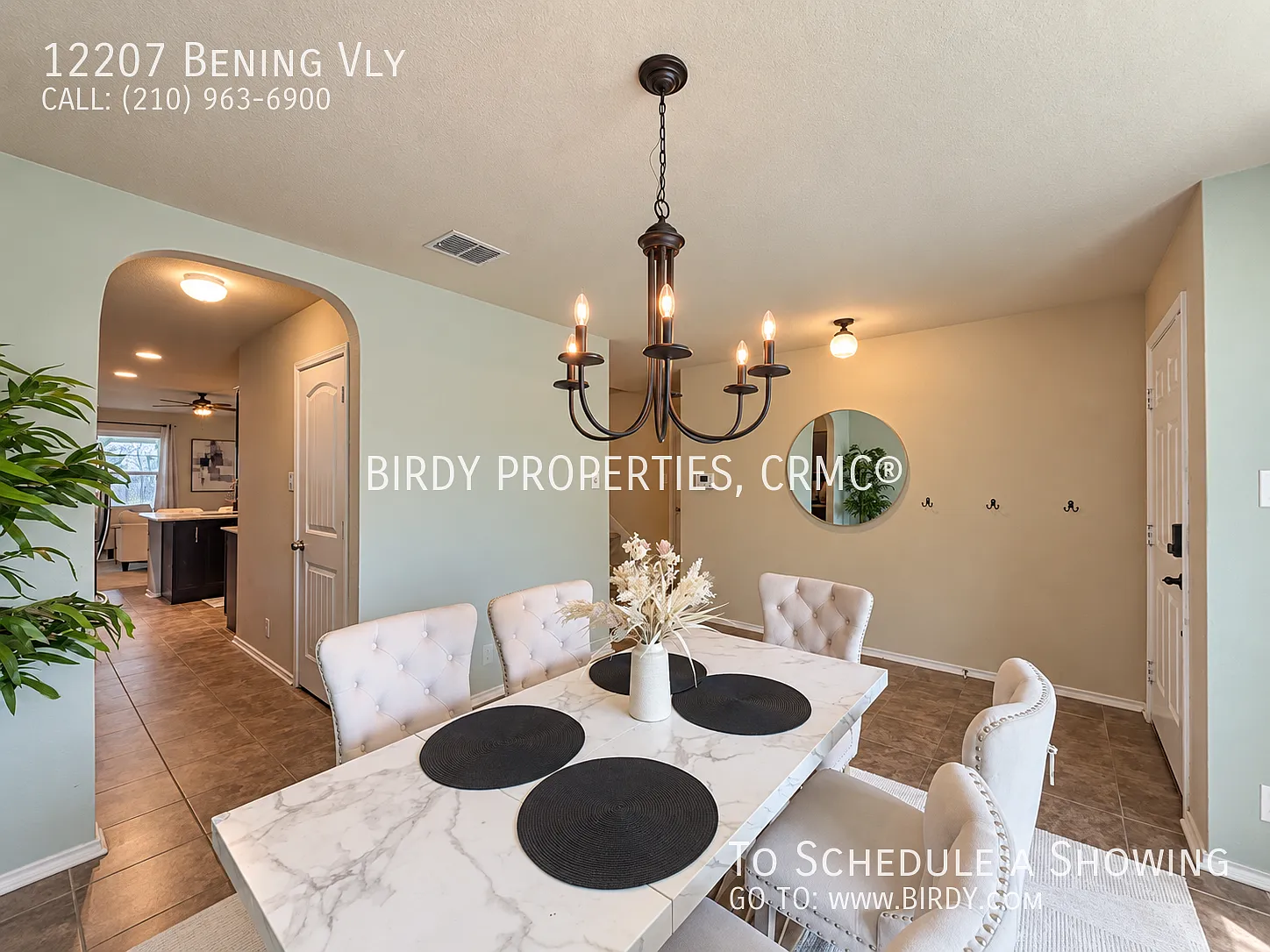 "Spacious 5-Bed Oasis with Granite Elegance in Schertz 12207 Bening Vly Awaits You!" — Photo 4