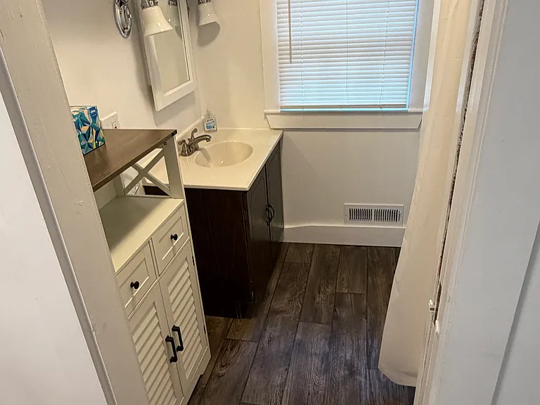 315 Maplewood Ave #B — Photo 14