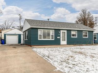 1522 11th Ave SW, Cedar Rapids, IA 52404