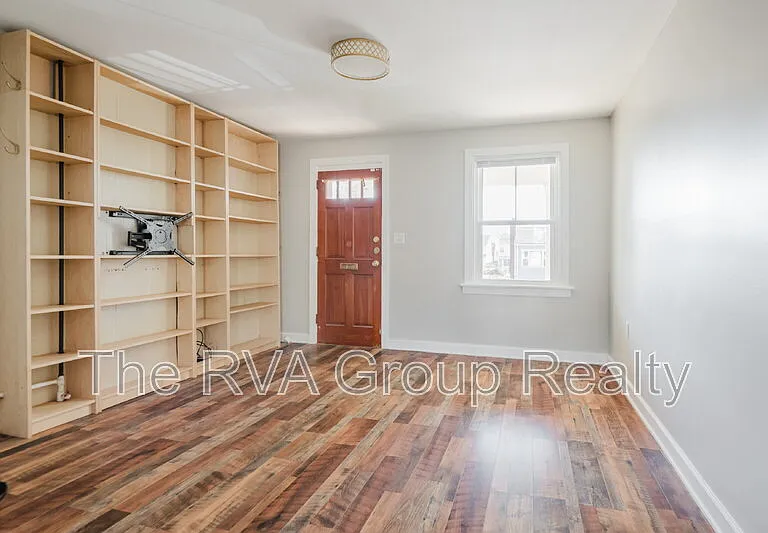 1230 Wallace St — Photo 8