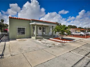 904 NW 34th Ave, Miami, FL 33125