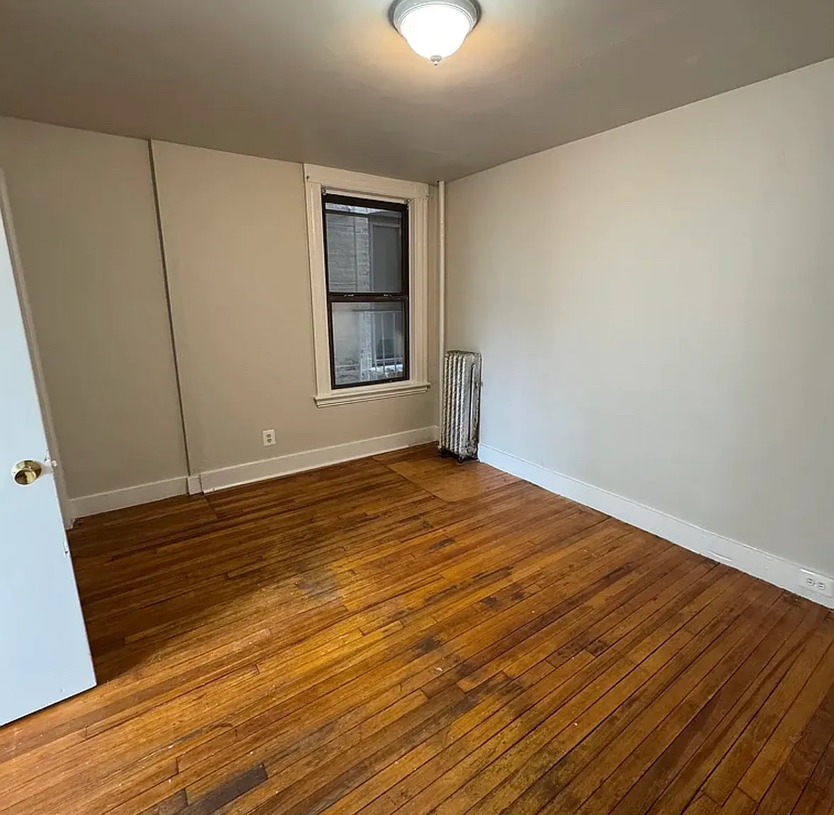 6 Jefferson St — Photo 3