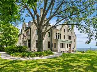 344 Summit Ave #301, Saint Paul, MN 55102