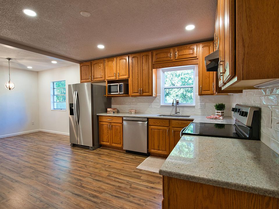 1st image of 394 Glendale Ave
