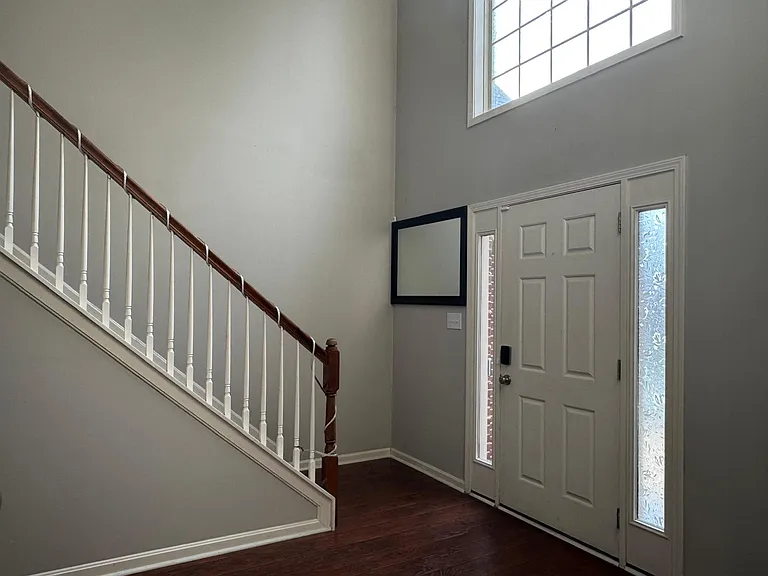 10916 Collington Dr — Photo 4