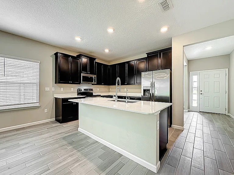 9504 Lovage Ln — Photo 12