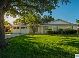 1728 Willow Ln, Seguin, TX 78155