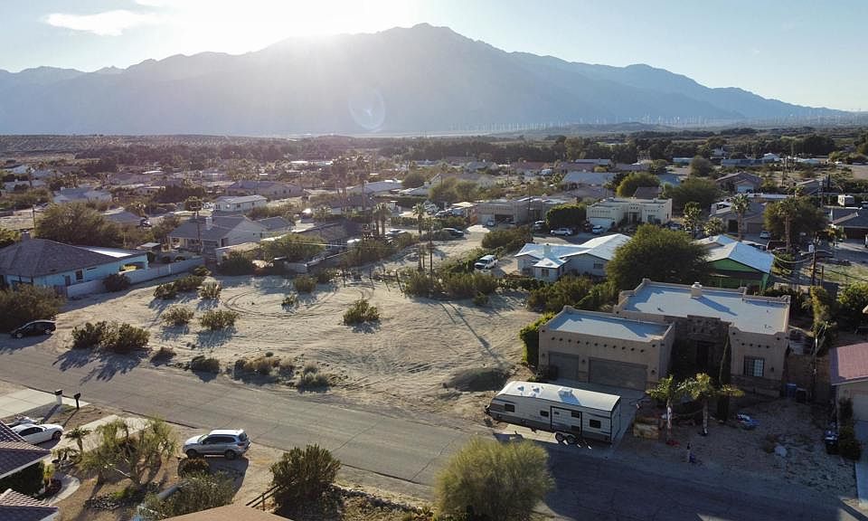 1st image of 0 Cottonwood Dr