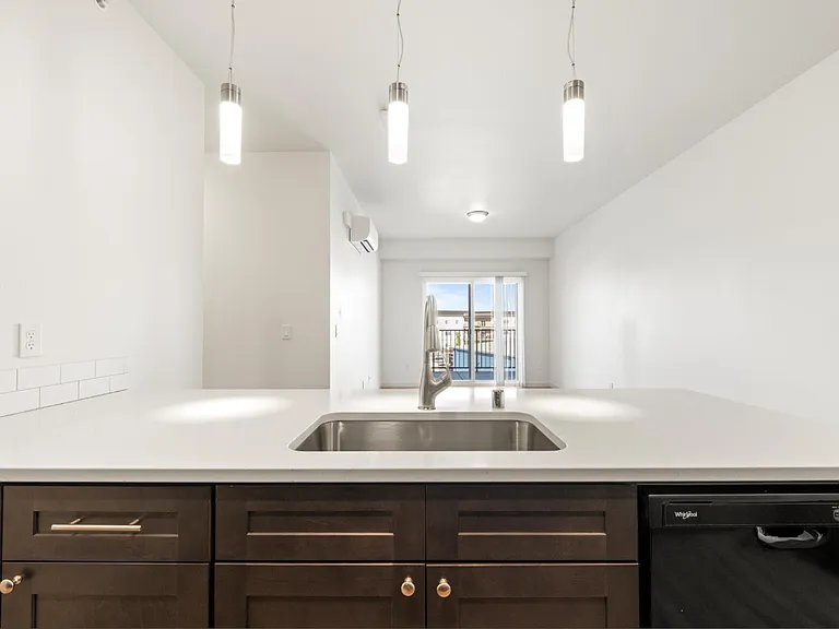 Columbia River Walk Apartments — Photo 103