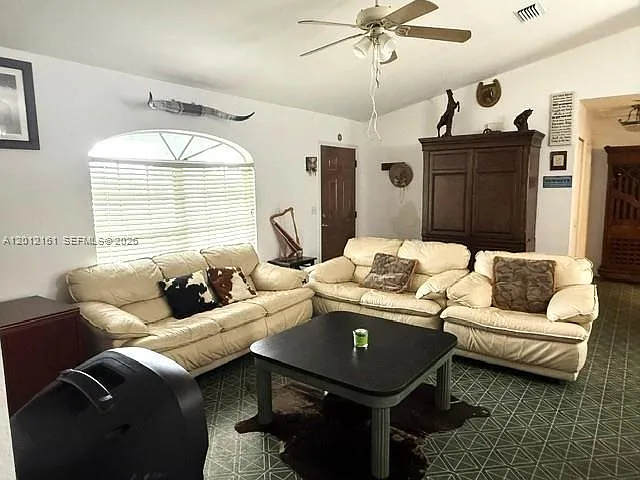 2416 Vance Ave — Photo 7